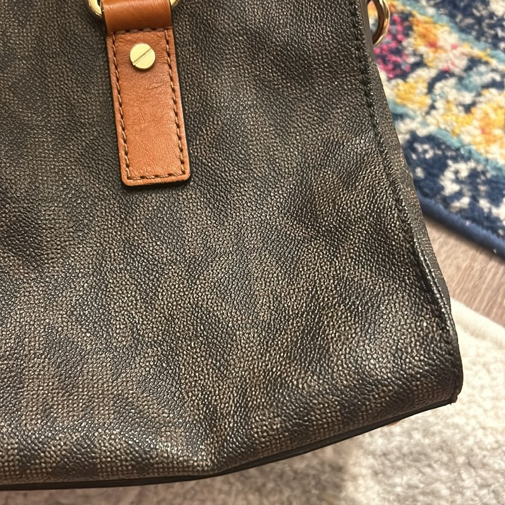 Michael Kors Purse - Picture 4 of 4